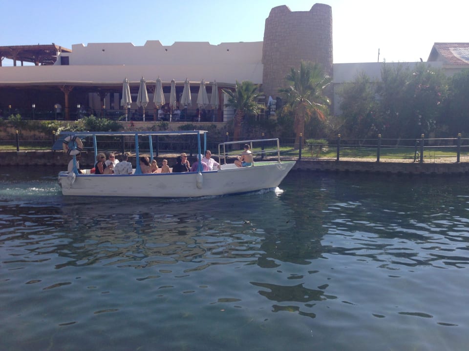 Gemütlich zum Strand, Restaurant oder Rezeption Pickalbatros Dana Beach Resort - Hurghada