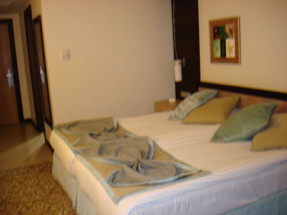 Zimmer Royal Wings Hotel