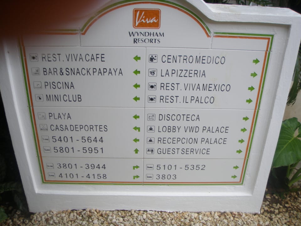 Schild Hotel Viva Dominicus Palace by Wyndham-All Inclusive Resort