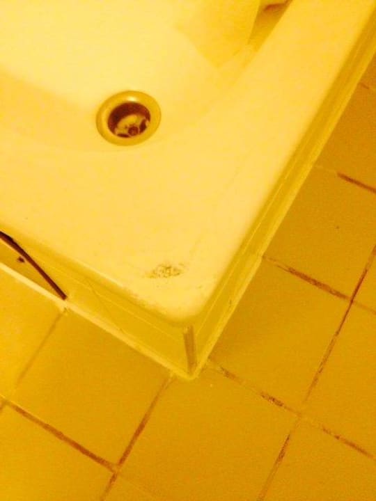 Schimmel im Bad Hotel Kaffeemühle