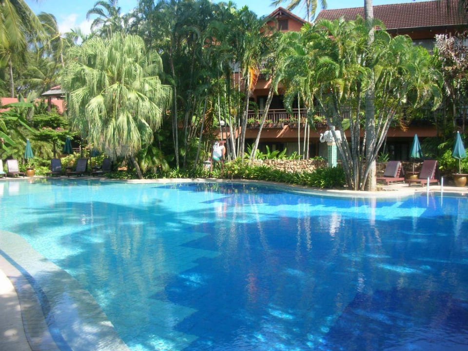 Pool Courtyard by Marriott Phuket, Patong Beach Resort