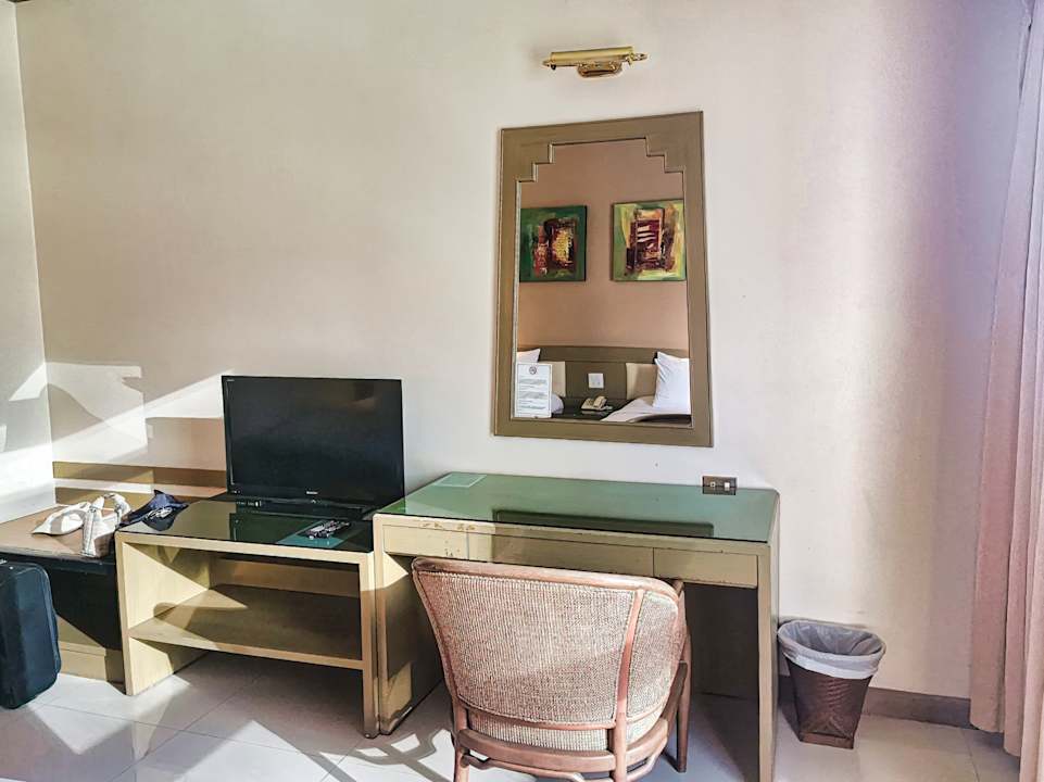 Zimmer Pinnacle Lumpinee Park Hotel