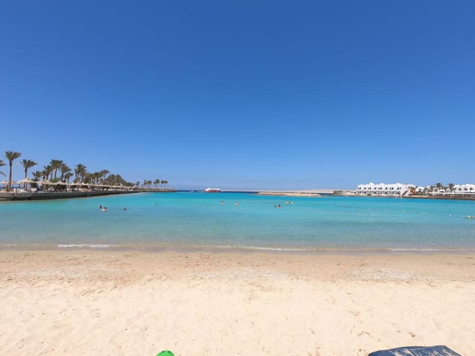 Strand Arabia Azur Resort