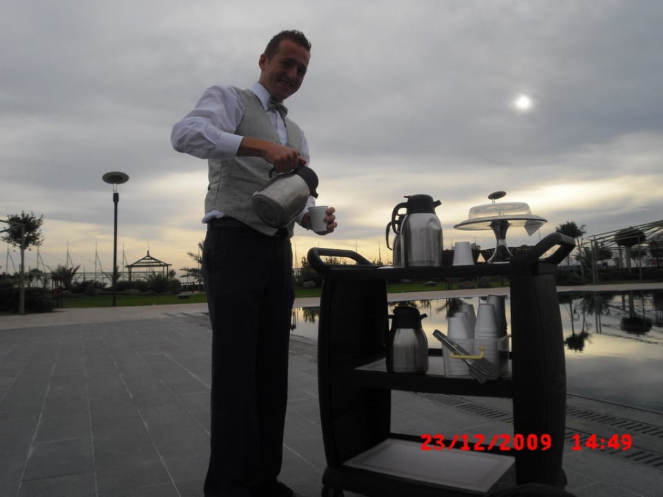 Kaffee um 15 Uhr am Pool Limak Lara Deluxe Hotel & Resort