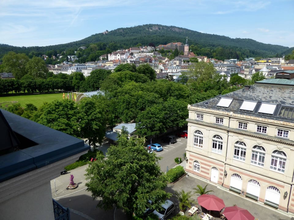 Theater & Baden-Baden am Tag Maison Messmer Baden-Baden