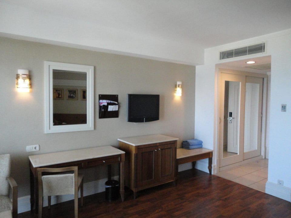 Alba Queen Alba Queen Hotel