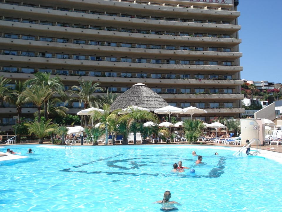 Einer der drei Pools Gloria Palace San Agustin Thalasso & Hotel