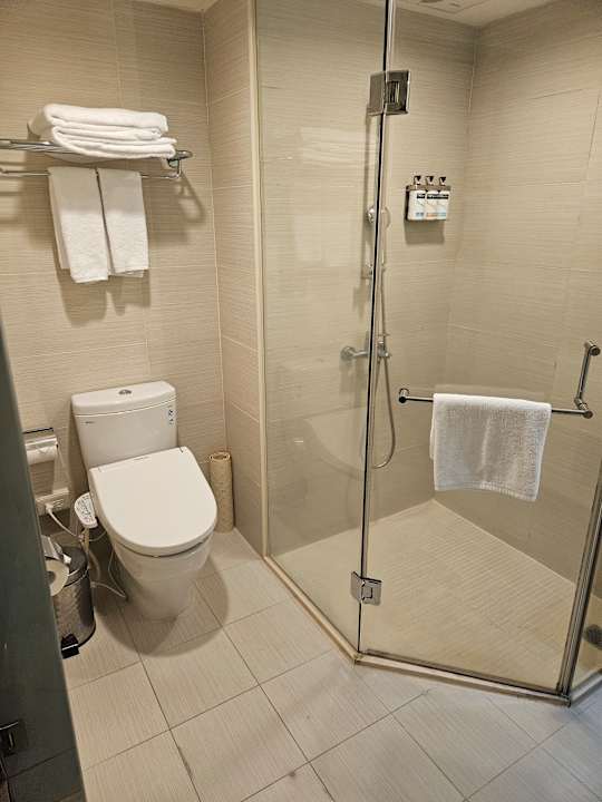 Zimmer Hotel Holiday Inn East Taipei