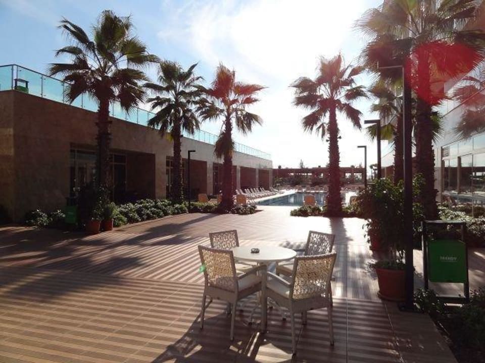 Innenhof, Blick zum Pool Sentido Trendy Verbena Beach