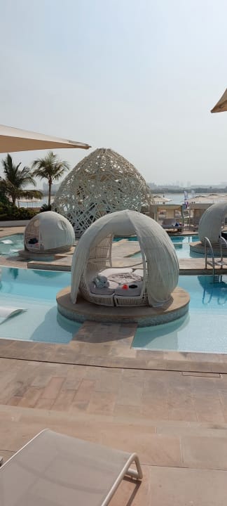 Pool W Dubai - The Palm