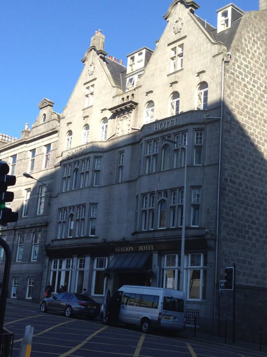 Vorderseite Station Hotel