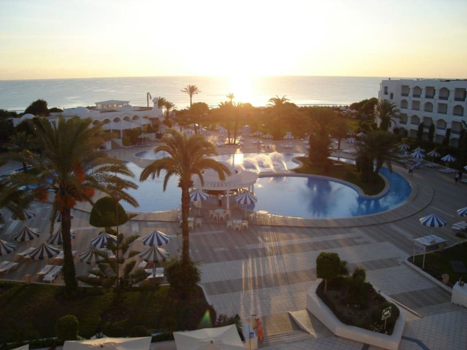 Sonnenaufgang von Zimmerterrasse Mahdia Palace Thalasso