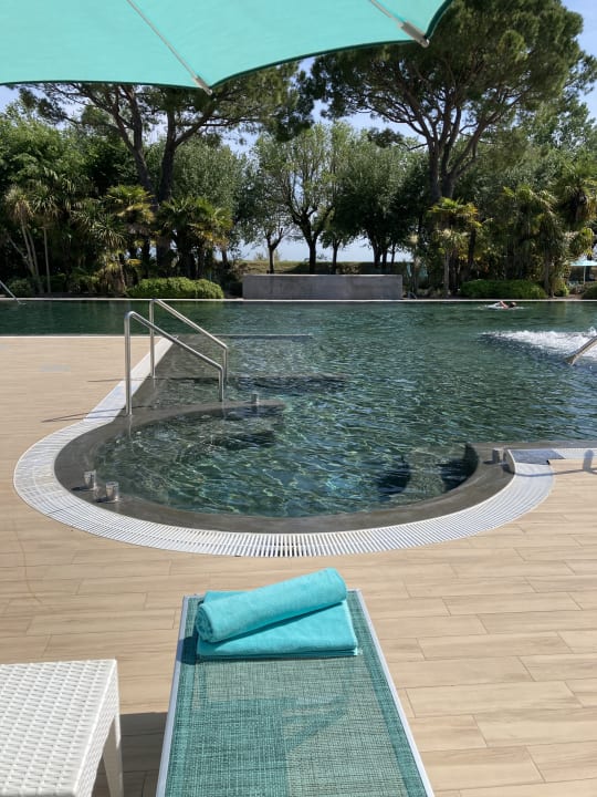 Pool Tenuta Primero Grado Family Collection