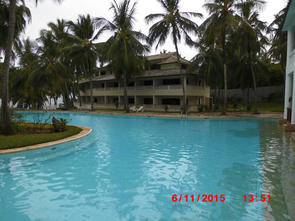 Unser Eckzimmer unten 535 PrideInn Flamingo Beach Resort & Spa