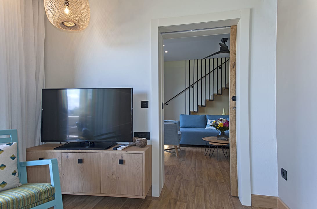 Zimmer Domes Noruz Chania, Autograph Collection