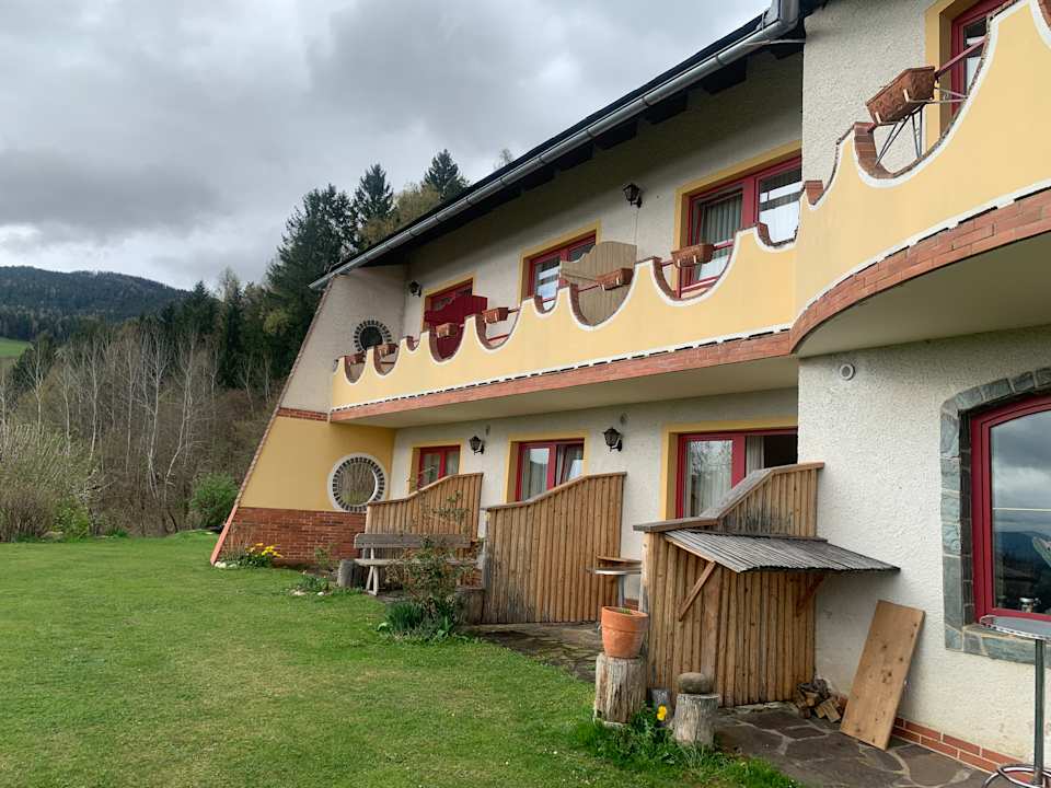 Außenansicht Biolandhaus Arche