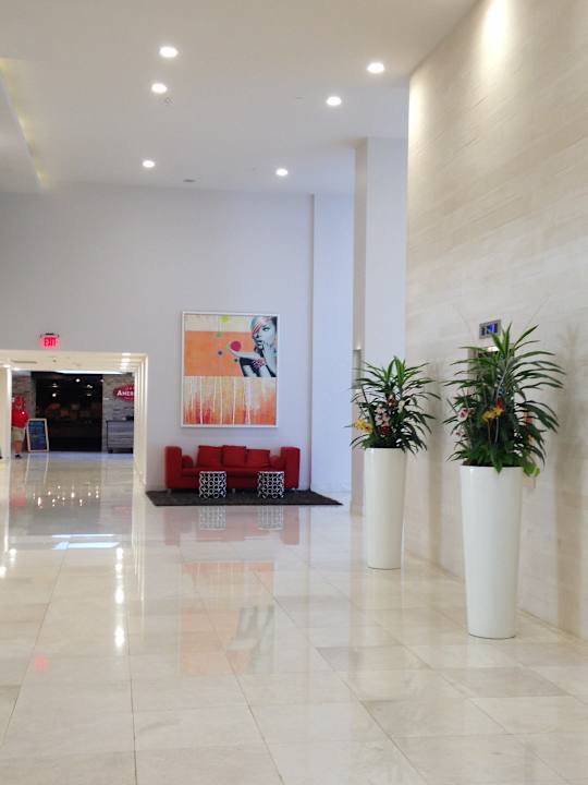 Lobby B Resort & Spa Lake Buena Vista