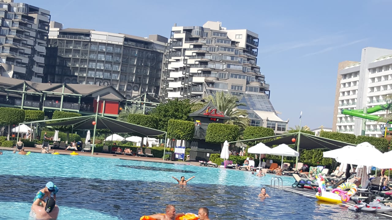 Außenansicht Limak Lara Deluxe Hotel & Resort