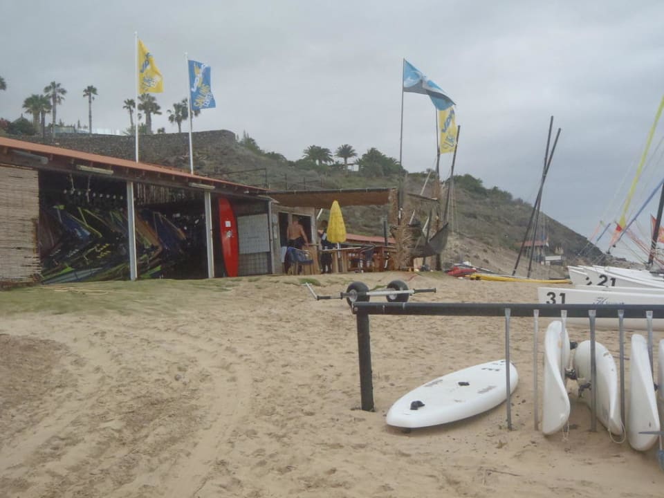 Surfschule am Strand AluaVillage Fuerteventura