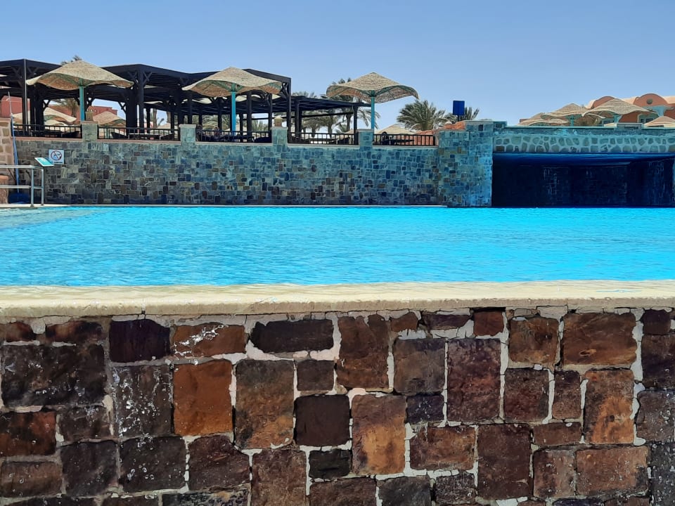 Pool Radisson Blu Resort, El Quseir
