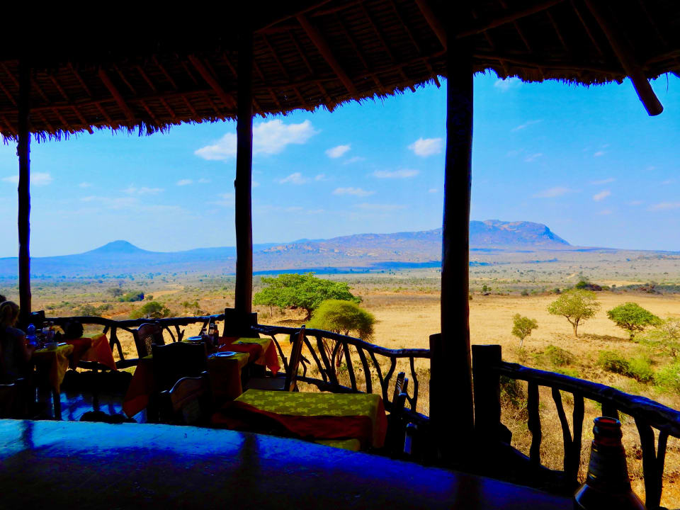 Gastro Rhino Valley Lodge