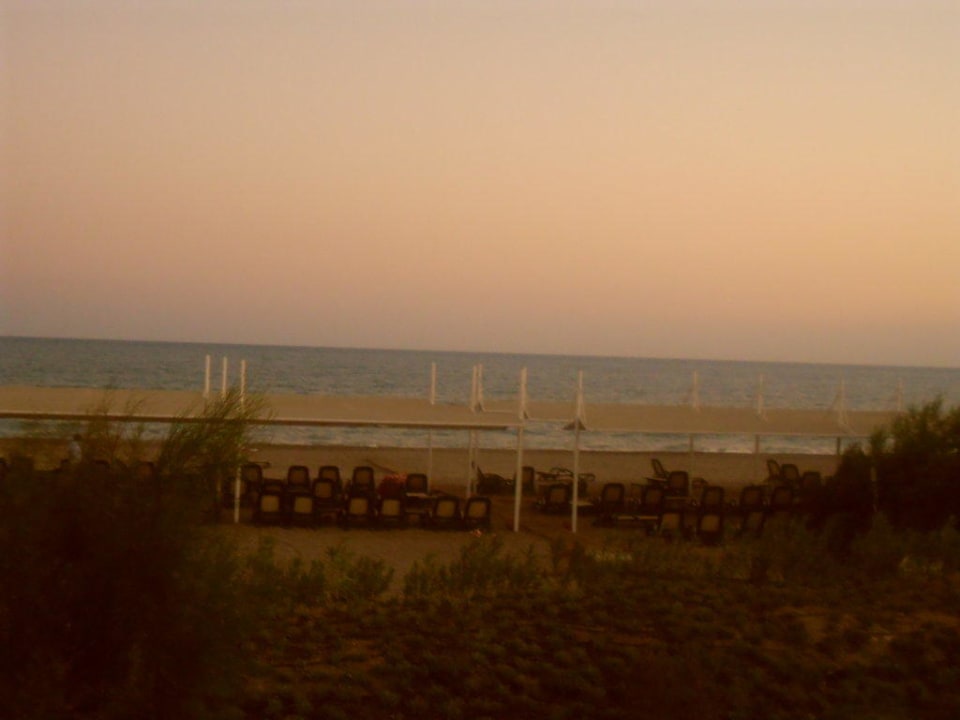 Blick zum Strand Sherwood Dreams Resort