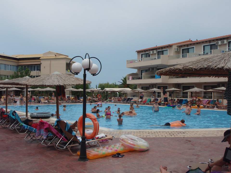 Pool Apartments Angela Beach