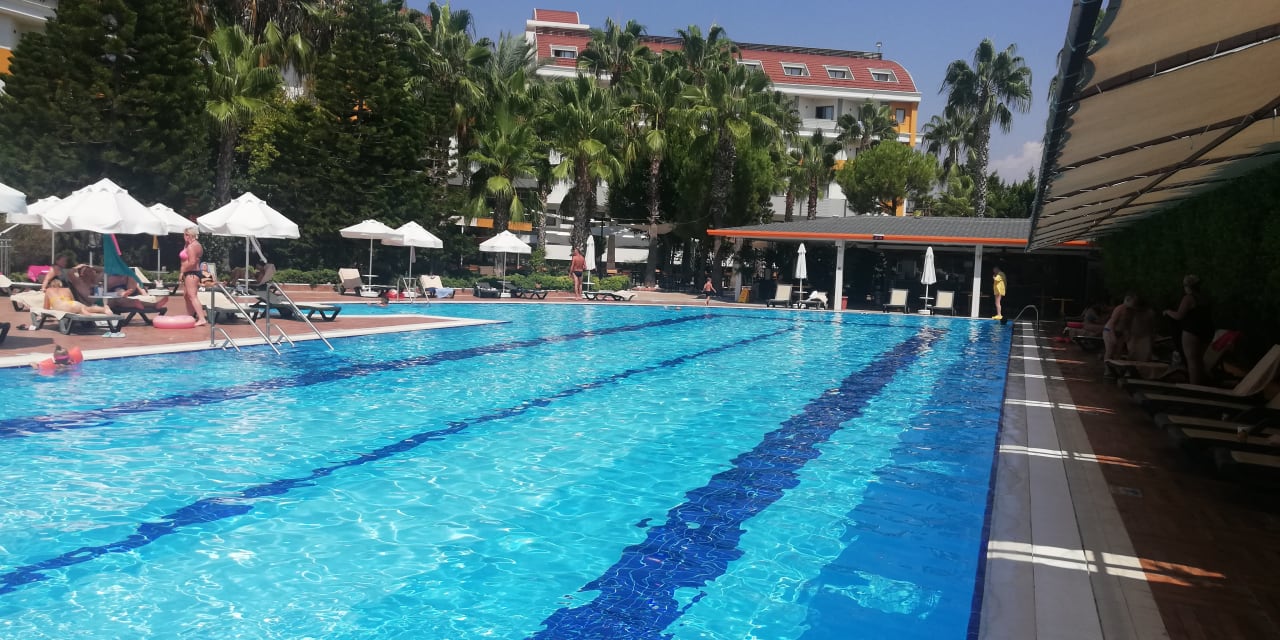 Pool Hane Family Resort