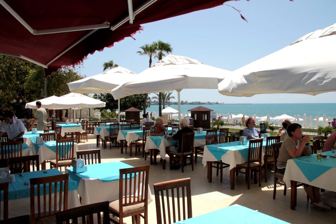 Restaurant Außenbereich Hotel Sirma