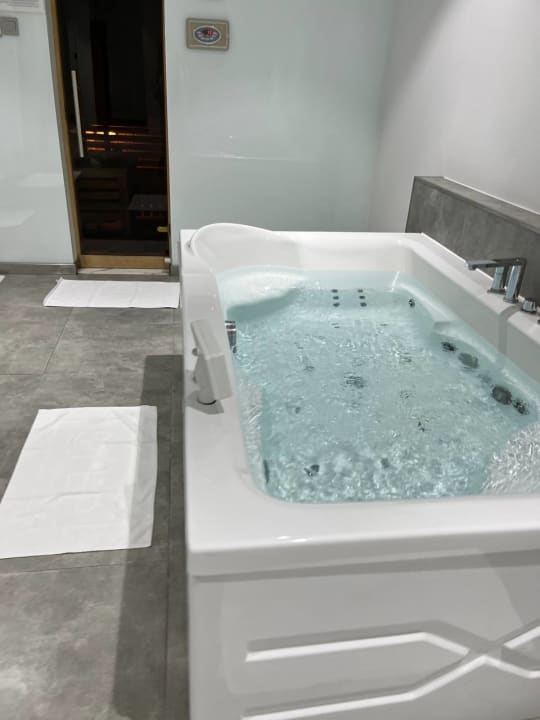 Sport & Freizeit W Abu Dhabi - Yas Island