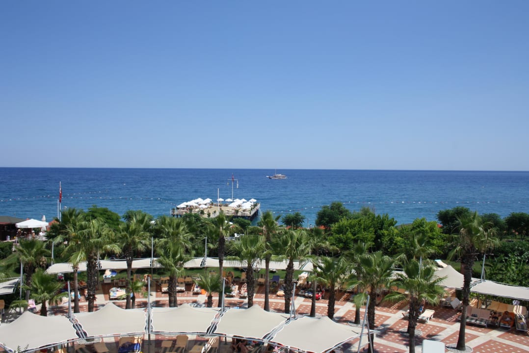 Blick zum Steg Limak Limra Hotel & Resort