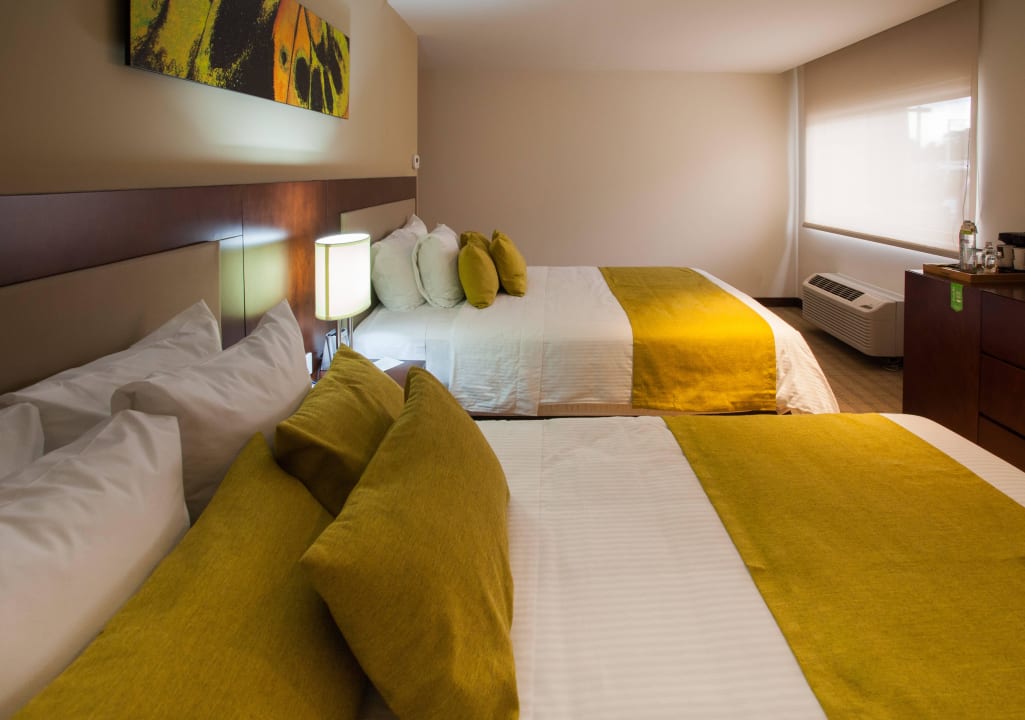Standard Room Double Bed Wyndham Garden Hotel San Jose Escazu