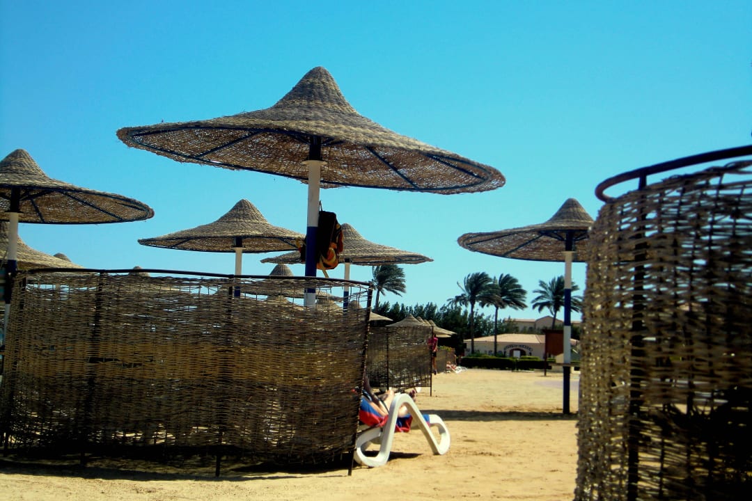 Viel Platz rundherum Cleopatra Luxury Resort Makadi Bay