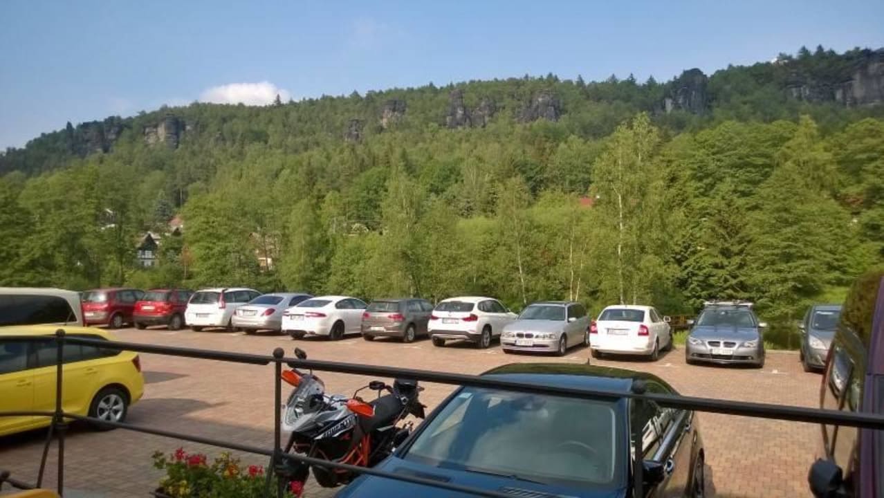 Ausblick von der Terrasse aus Hotel Ostrov