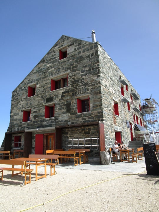 Außenansicht Britannia Hütte SAC