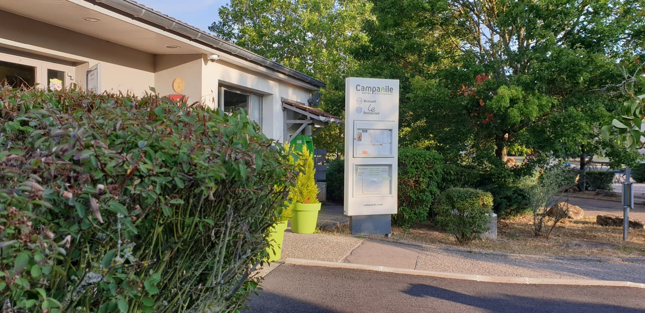 Garten Hotel Campanile Metz Est Technopole