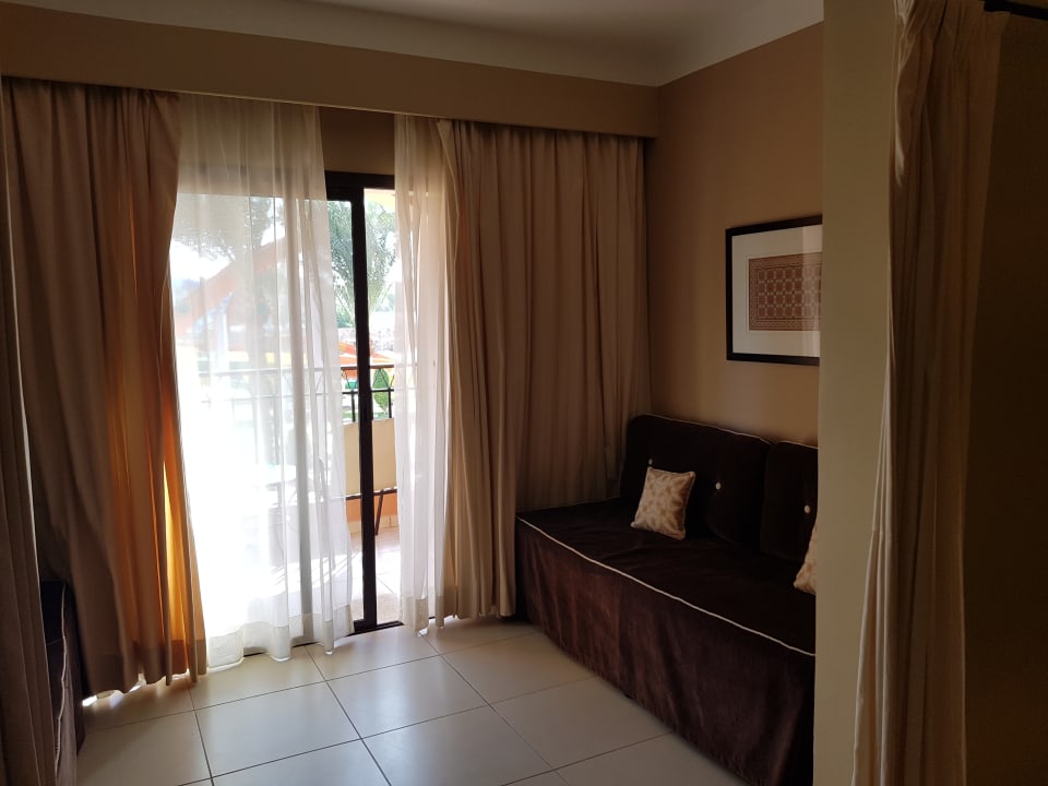 Zimmer Jaz Dar EL Madina