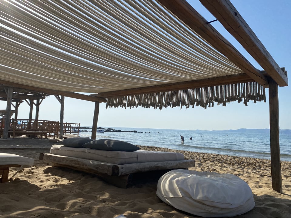 Strand Mitsis Rinela