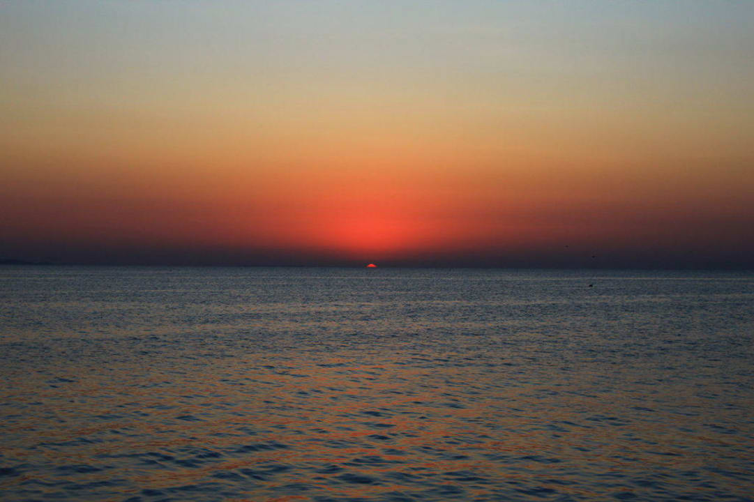 Sonnenaufgang Pickalbatros Dana Beach Resort - Hurghada