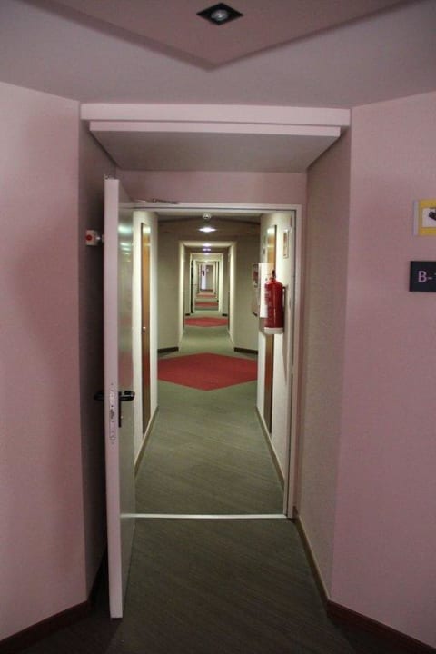 Flur Haus B Protur Turo Pins Hotel