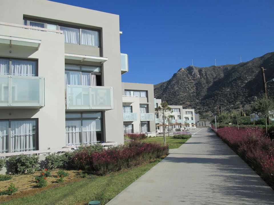 Moderne Gebaude Akti Palace Resort & Spa