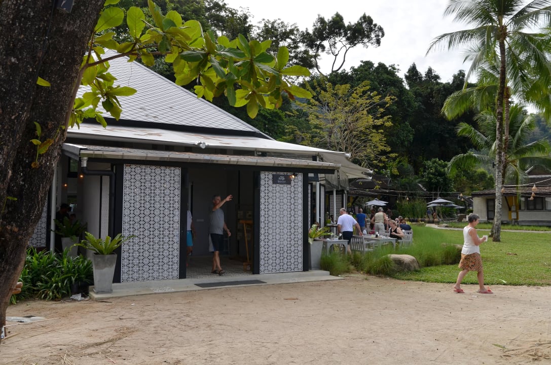 Restaurant zur Frühstückszeit Moracea by Khao Lak Resort