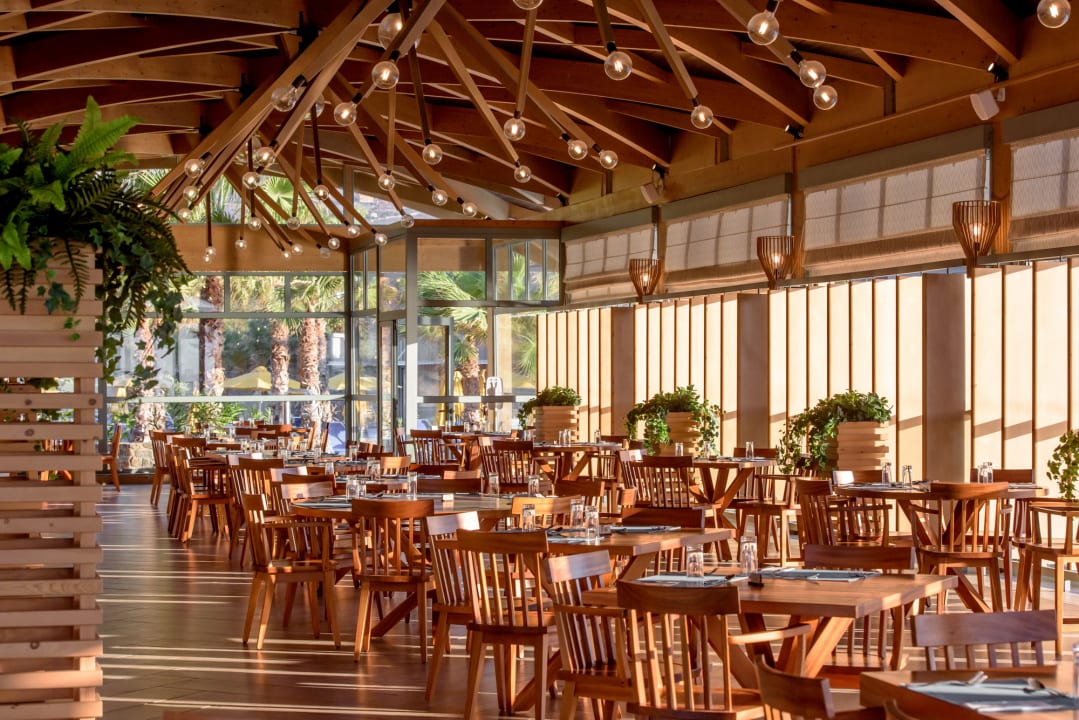 Gastro Arina Beach Resort