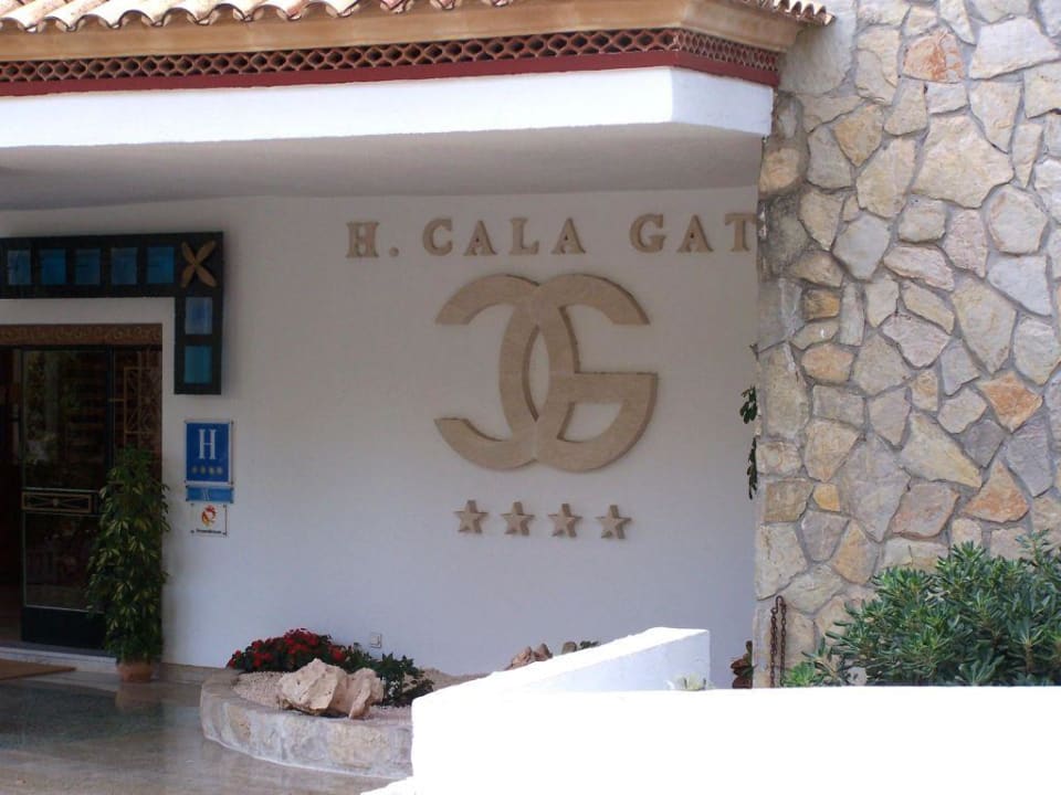 Hoteleingang Hotel Cala Gat