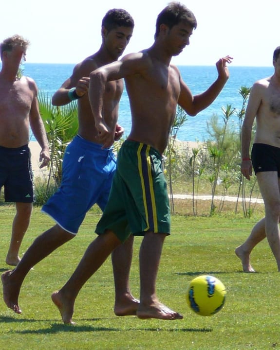Fussball. Royal Atlantis Beach Hotel