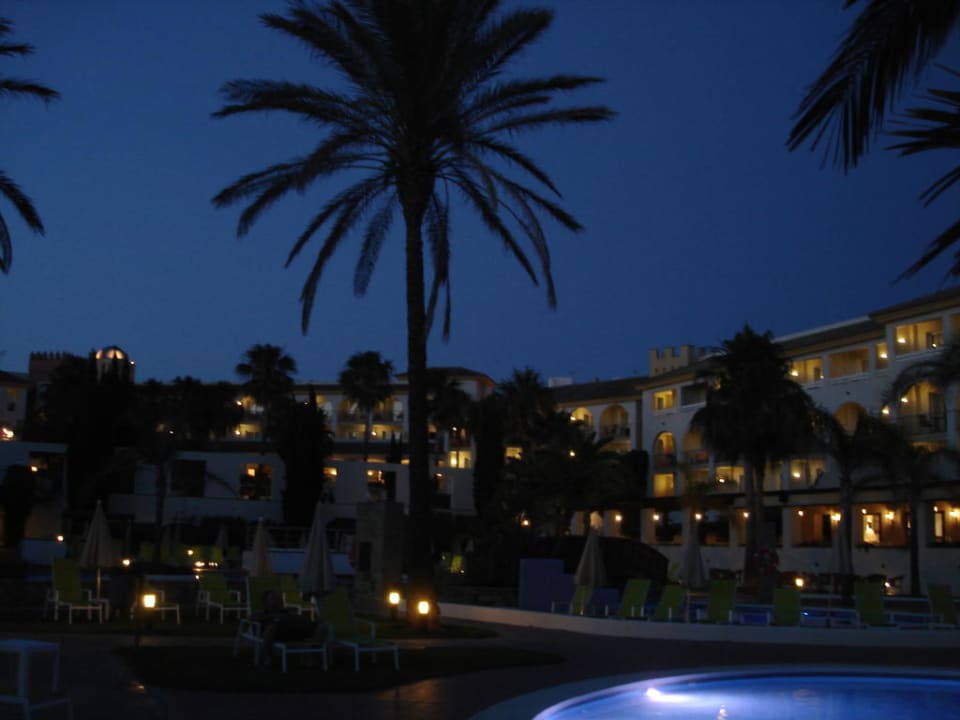 Bei Nacht Fuerte Conil-Resort