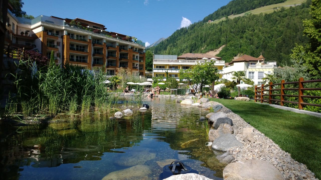 Naturteich Quellenhof Luxury Resort Passeier