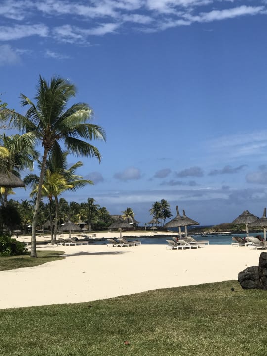Strand Shanti Maurice Resort & Spa