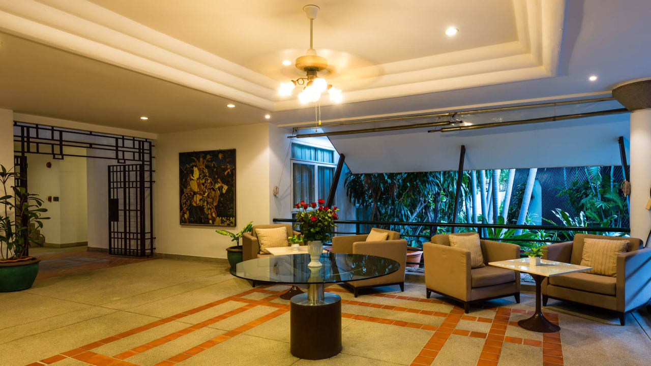Lobby RCG Suites Pattaya