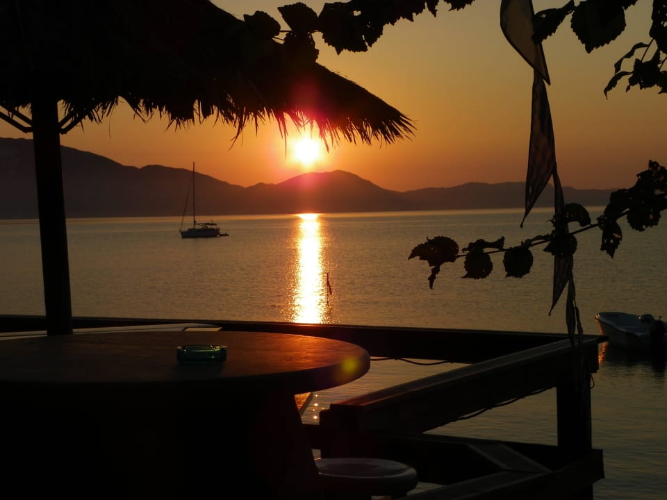 Sunrise in Porto Koukla Porto Koukla Beach